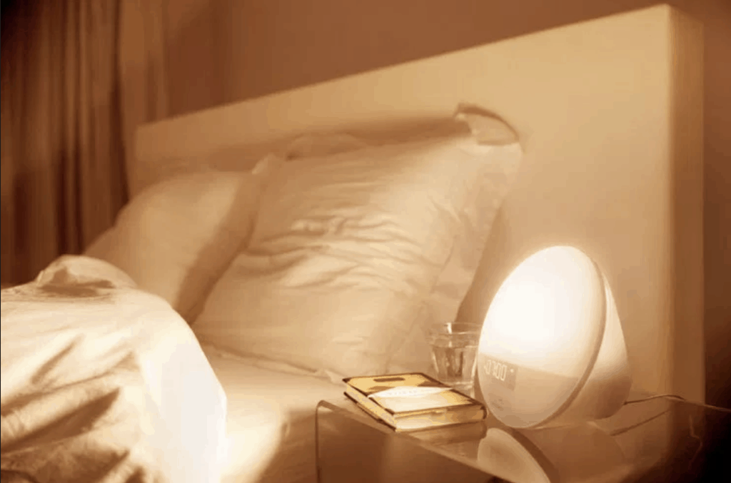 In zicht Instrument Gladys Review Philips Wake-Up Light Alarm Clock Sunrise Simulation